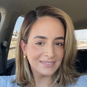 Meet your Posher, Beatriz